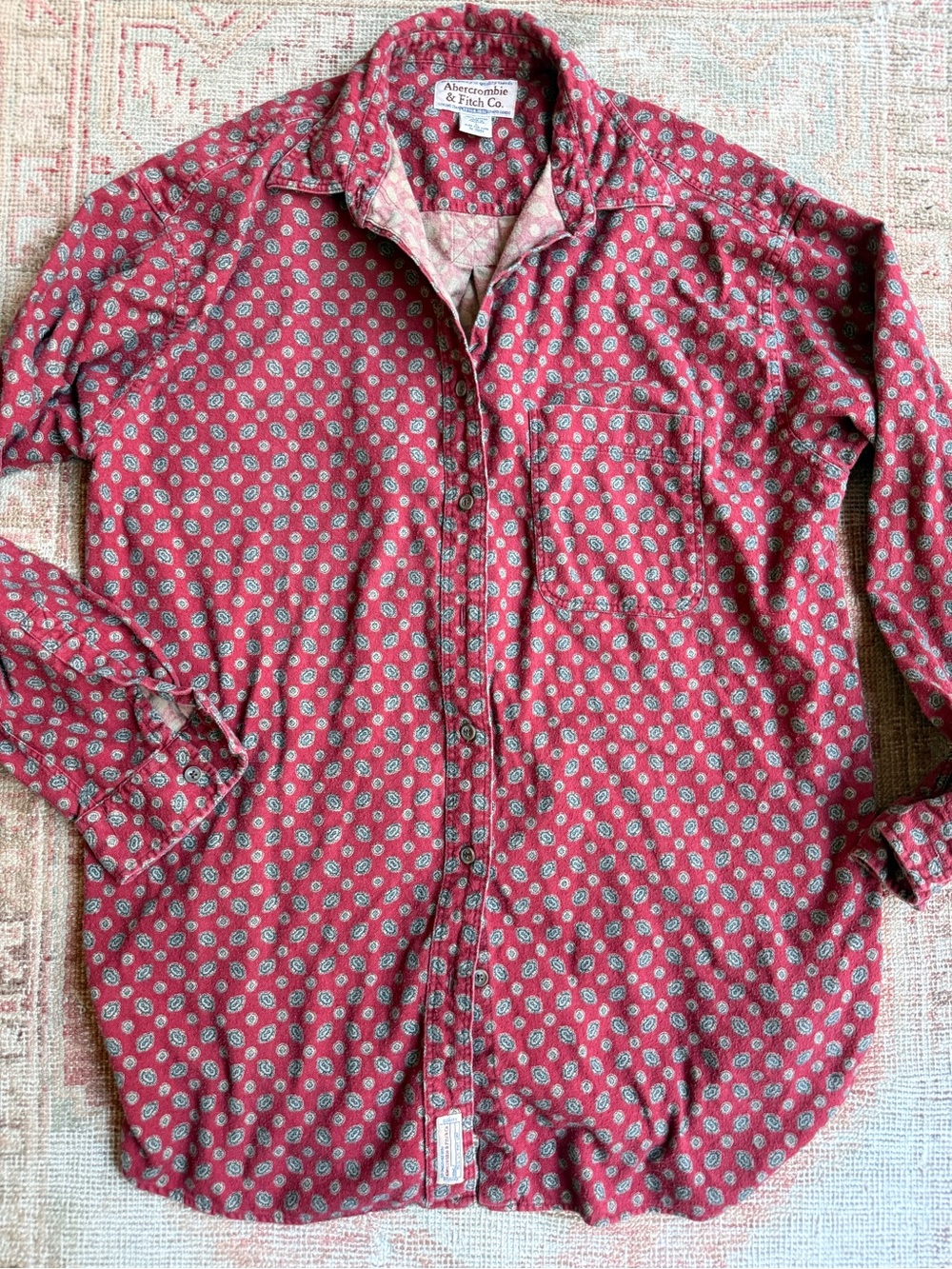 Abercrombie & Fitch Men's Red Printed Long-Sleeve Button-Down Shirt